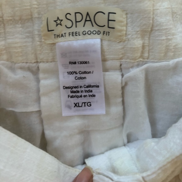 L Space Getaway romper - Picture 4 of 6